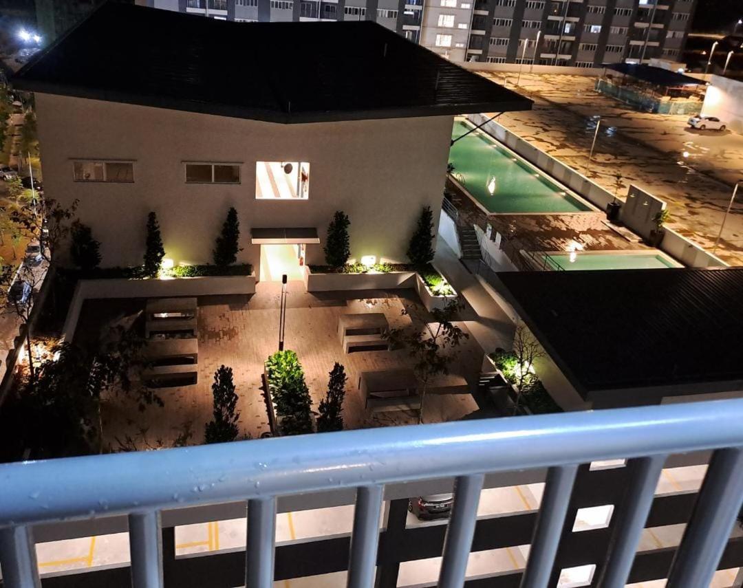 Impiana Homestay Near Putrajaya, Cyberjaya, Musliem Only,Wifi,Netflix Кампунг Денгкил Экстерьер фото