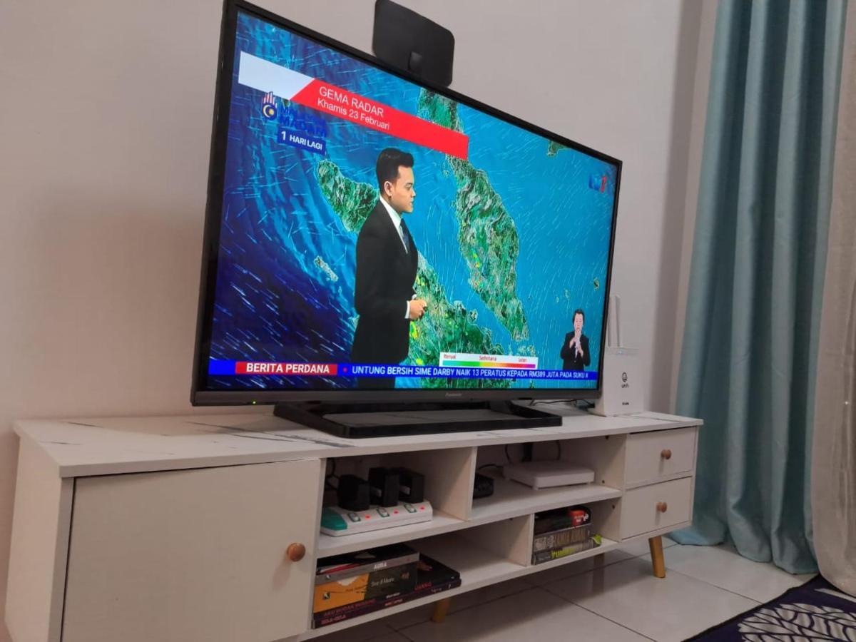 Impiana Homestay Near Putrajaya, Cyberjaya, Musliem Only,Wifi,Netflix Кампунг Денгкил Экстерьер фото